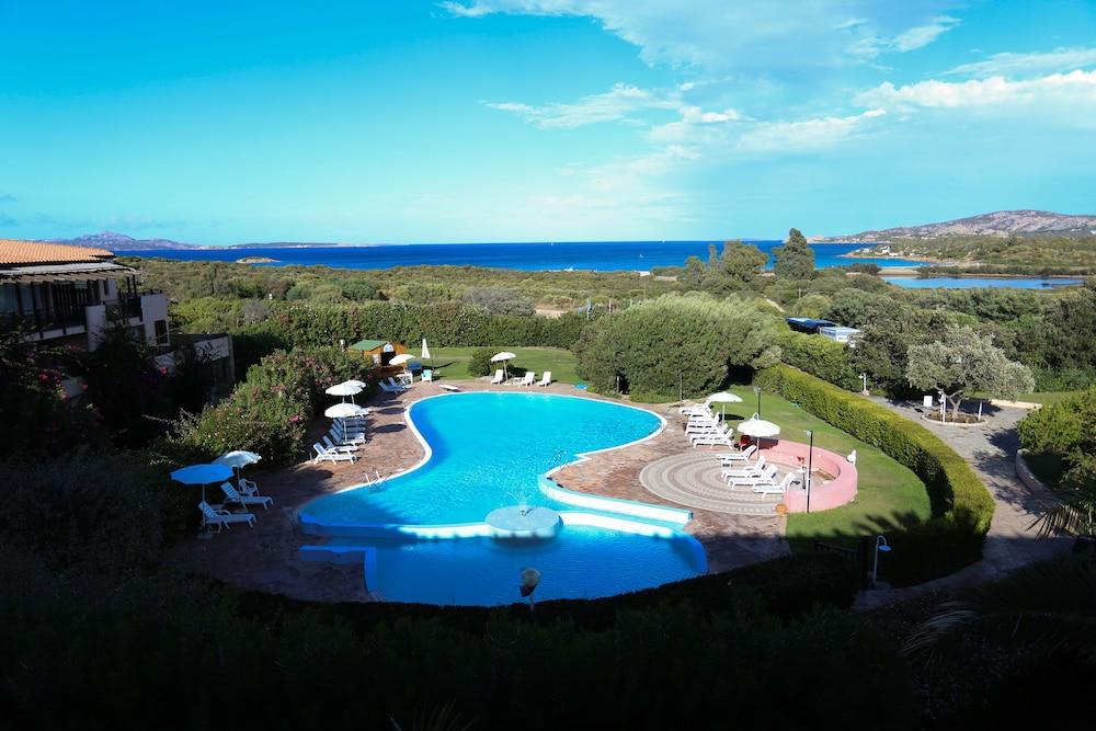 Sporting Hotel Tanca Manna Канниджионе Экстерьер фото